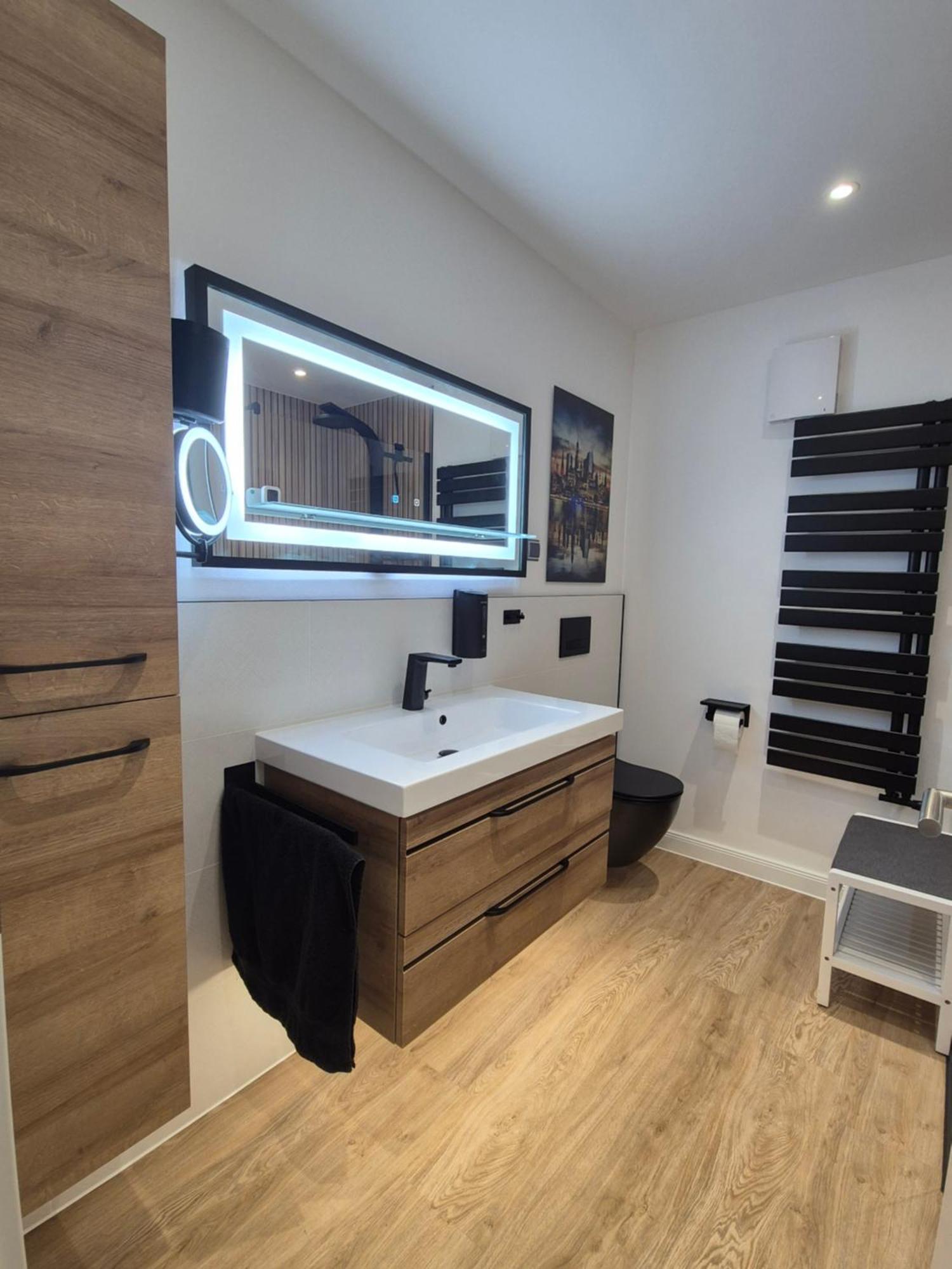 Tolle 125M² Erdgeschosswohnung Im Einzelhaus Kaltenkirchen Buitenkant foto